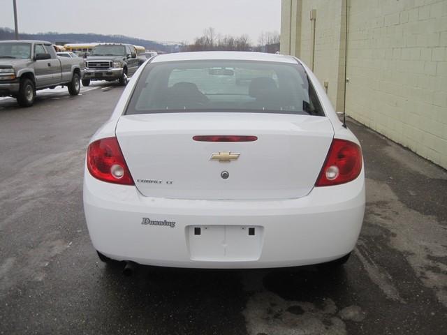 Chevrolet Cobalt 2009 photo 4