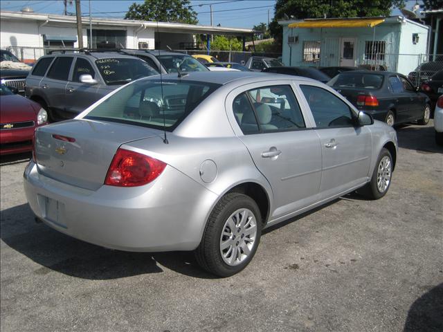 Chevrolet Cobalt 2009 photo 3