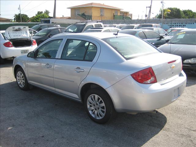 Chevrolet Cobalt 2009 photo 4