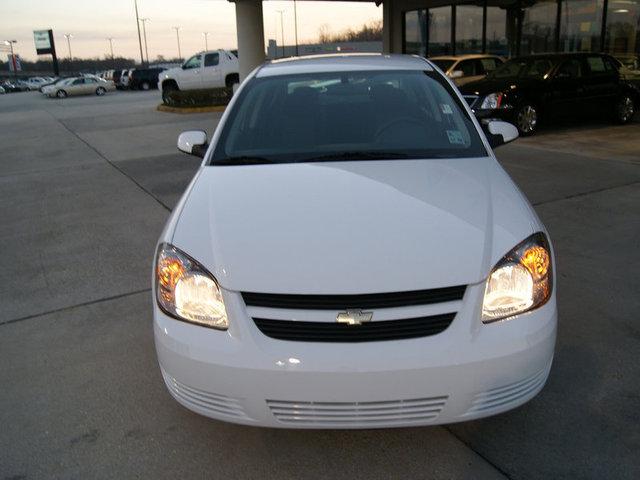 Chevrolet Cobalt 2009 photo 1
