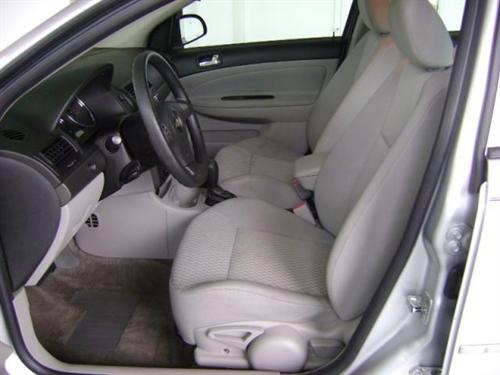 Chevrolet Cobalt 2009 photo 3