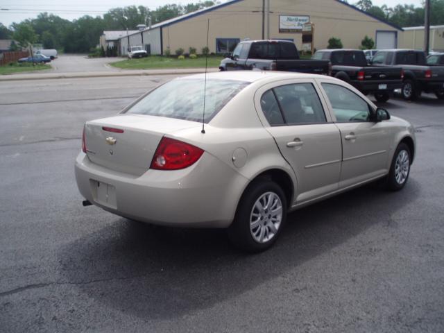 Chevrolet Cobalt 2009 photo 4