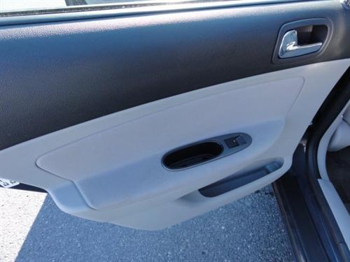 Chevrolet Cobalt 2009 photo 3