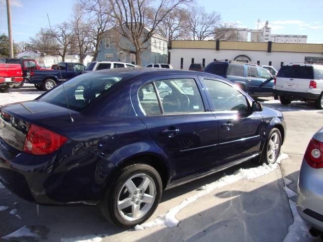 Chevrolet Cobalt 2009 photo 2