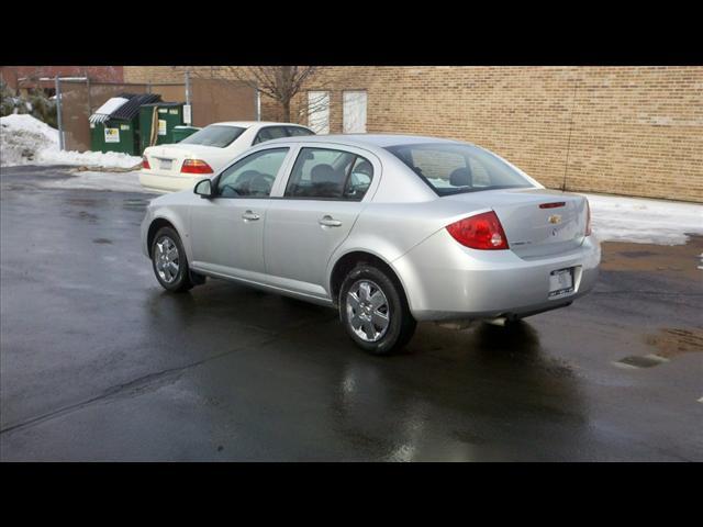Chevrolet Cobalt 2009 photo 2