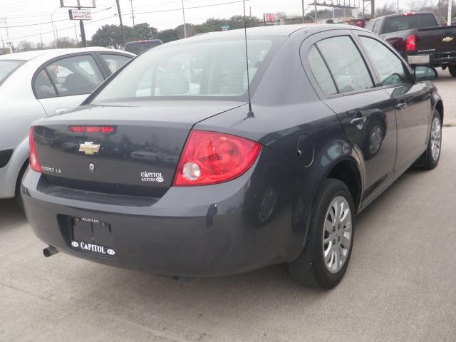 Chevrolet Cobalt 2009 photo 2