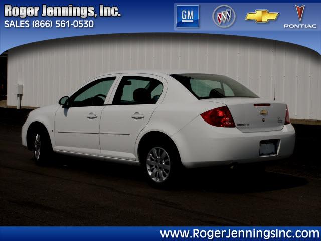 Chevrolet Cobalt 2009 photo 2