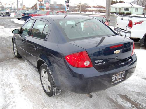 Chevrolet Cobalt 2009 photo 2