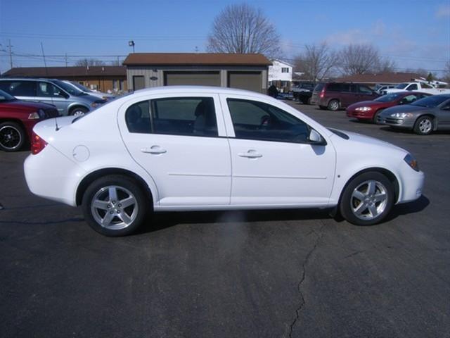Chevrolet Cobalt 2009 photo 4