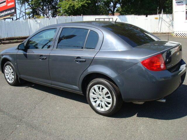 Chevrolet Cobalt 2009 photo 2