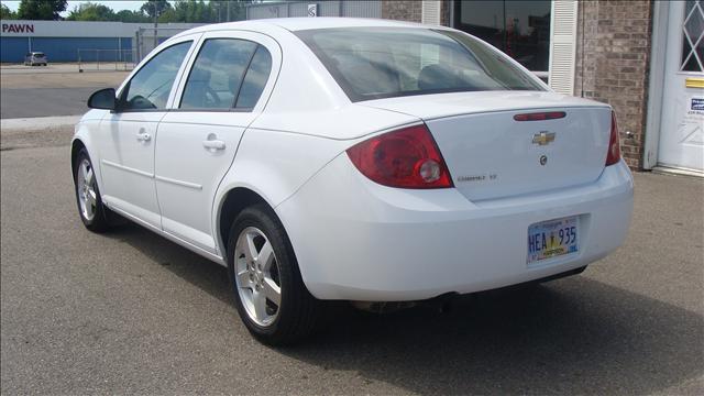 Chevrolet Cobalt 2009 photo 3