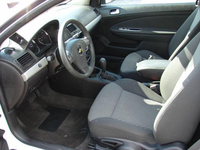 Chevrolet Cobalt 2009 photo 2