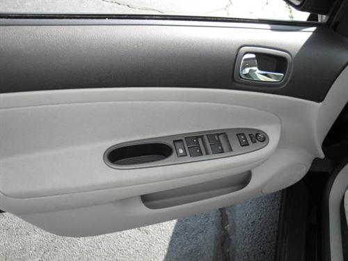 Chevrolet Cobalt 2009 photo 4
