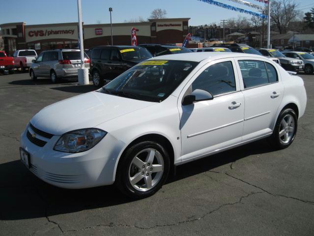 Chevrolet Cobalt 2009 photo 2