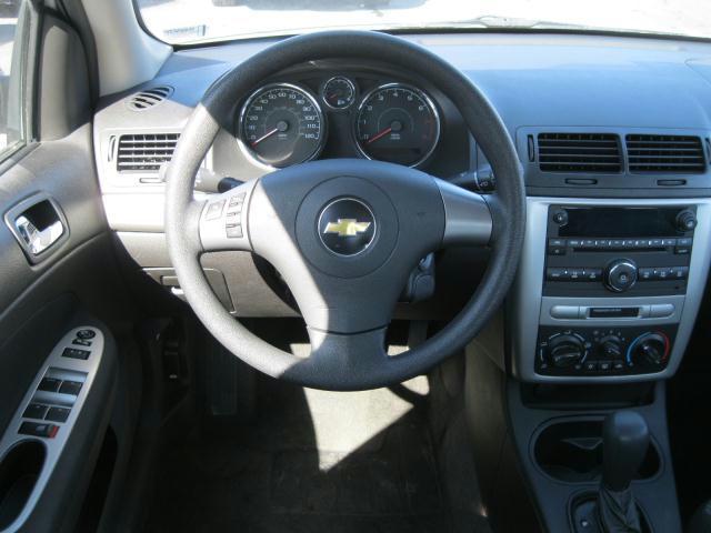 Chevrolet Cobalt 2009 photo 3
