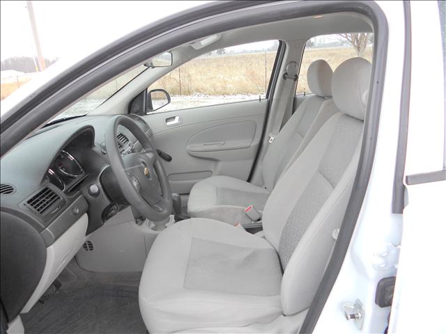Chevrolet Cobalt 2009 photo 3