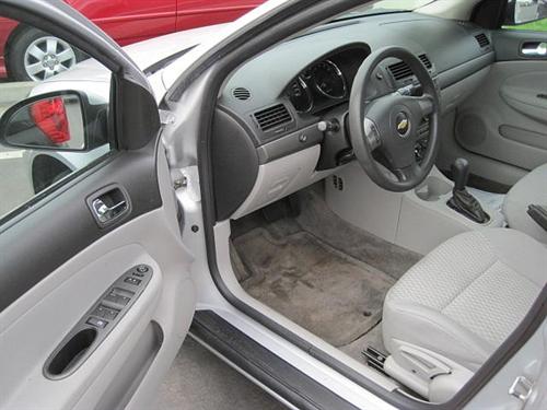 Chevrolet Cobalt 2009 photo 2