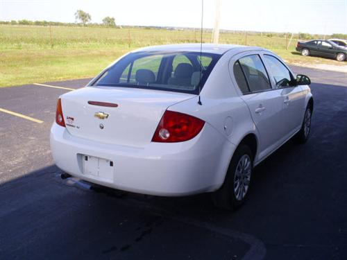Chevrolet Cobalt 2009 photo 3