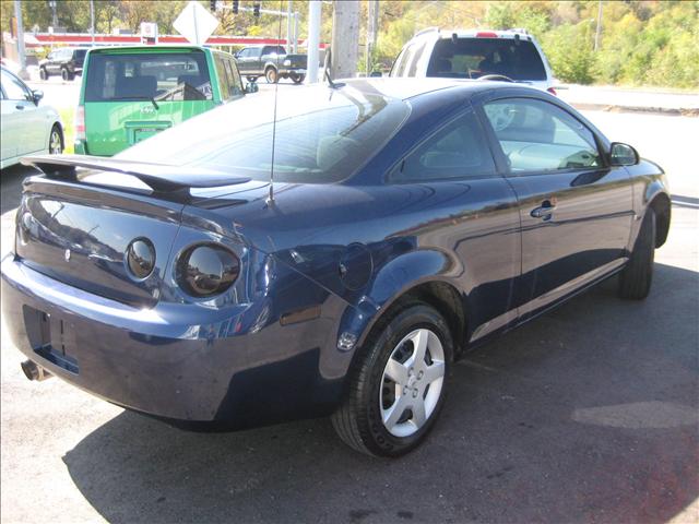 Chevrolet Cobalt 2009 photo 2