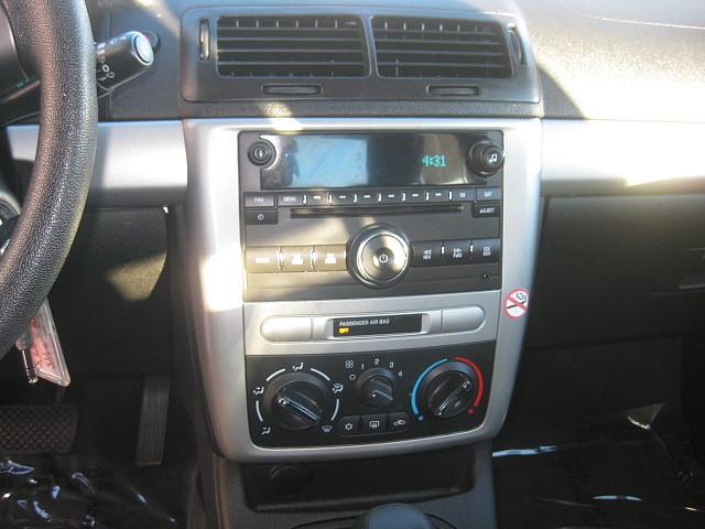 Chevrolet Cobalt 2009 photo 4