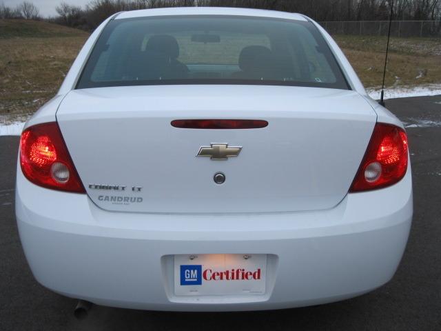 Chevrolet Cobalt 2009 photo 4