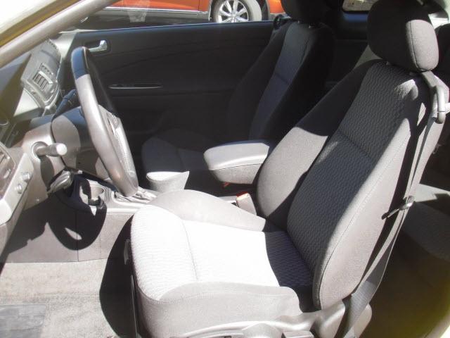 Chevrolet Cobalt 2009 photo 4