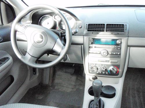 Chevrolet Cobalt 2009 photo 4