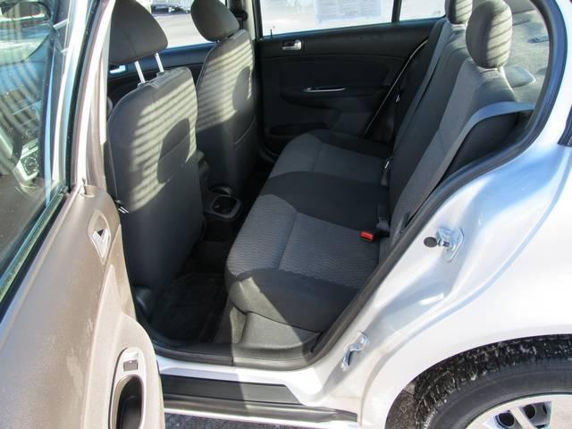 Chevrolet Cobalt 2009 photo 3