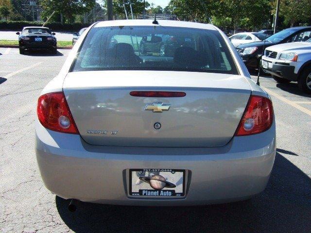 Chevrolet Cobalt 2009 photo 3
