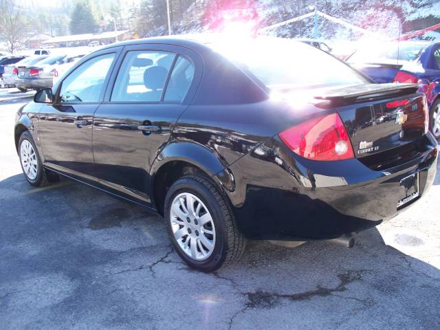 Chevrolet Cobalt 2009 photo 2