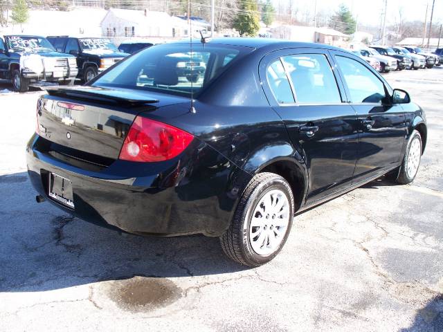 Chevrolet Cobalt 2009 photo 3
