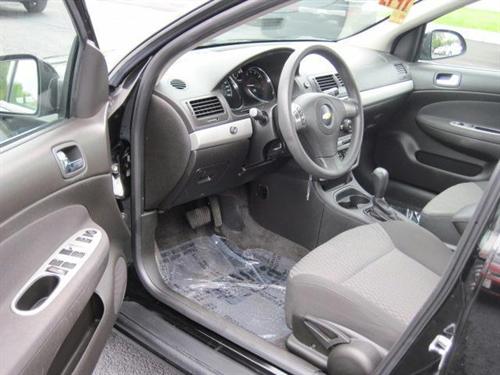 Chevrolet Cobalt 2009 photo 1