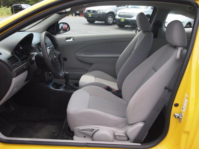 Chevrolet Cobalt 2009 photo 3