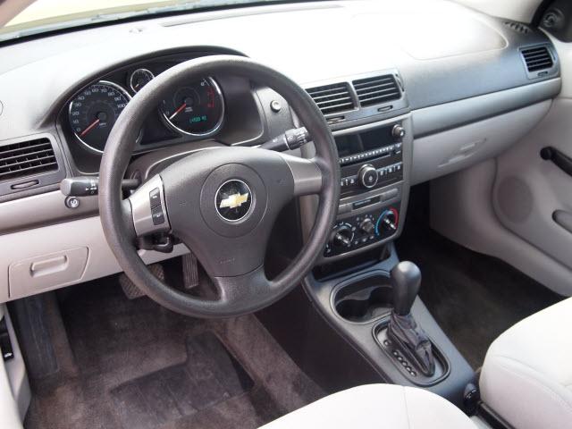 Chevrolet Cobalt 2009 photo 4