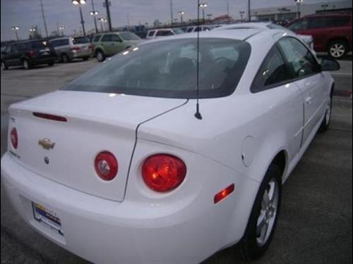 Chevrolet Cobalt 2009 photo 3