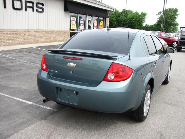 Chevrolet Cobalt 2009 photo 3