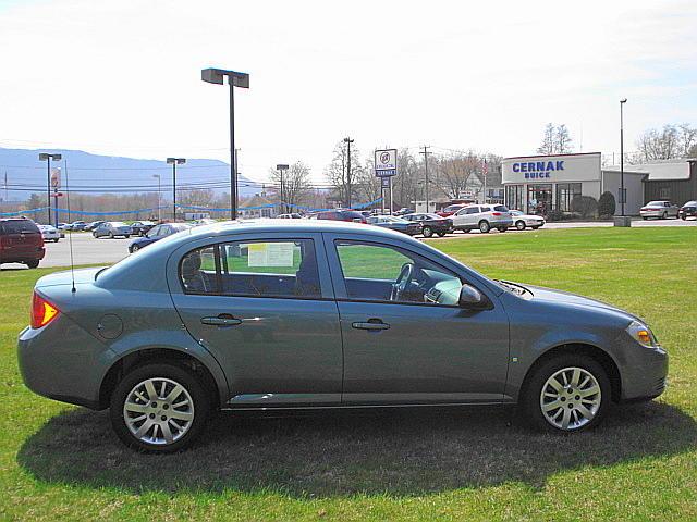 Chevrolet Cobalt 2009 photo 2