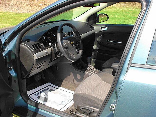 Chevrolet Cobalt 2009 photo 5