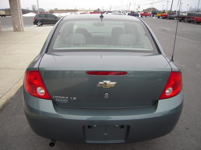 Chevrolet Cobalt 2009 photo 3