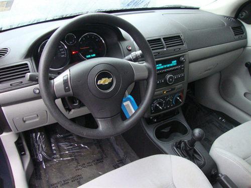 Chevrolet Cobalt 2009 photo 3