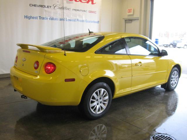 Chevrolet Cobalt 2009 photo 2