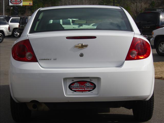 Chevrolet Cobalt 2009 photo 3