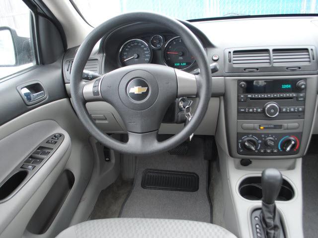 Chevrolet Cobalt 2009 photo 2