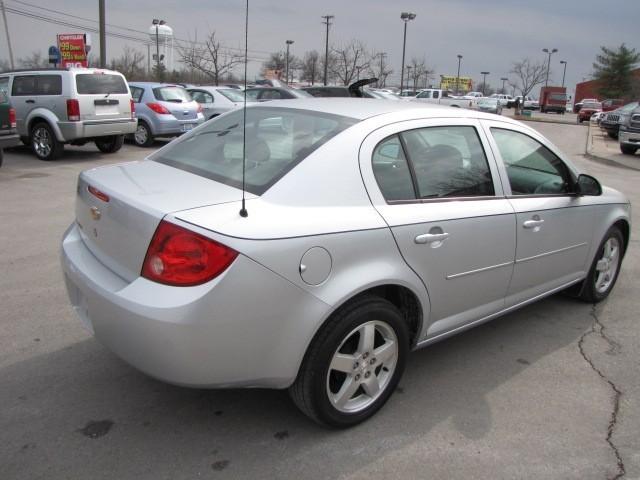 Chevrolet Cobalt 2009 photo 2
