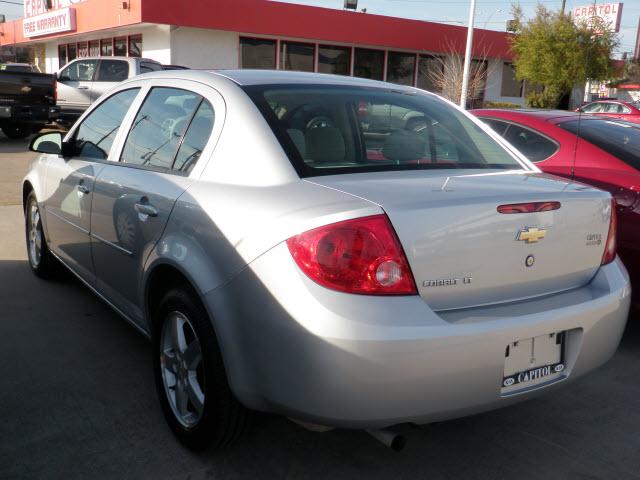 Chevrolet Cobalt 2009 photo 2