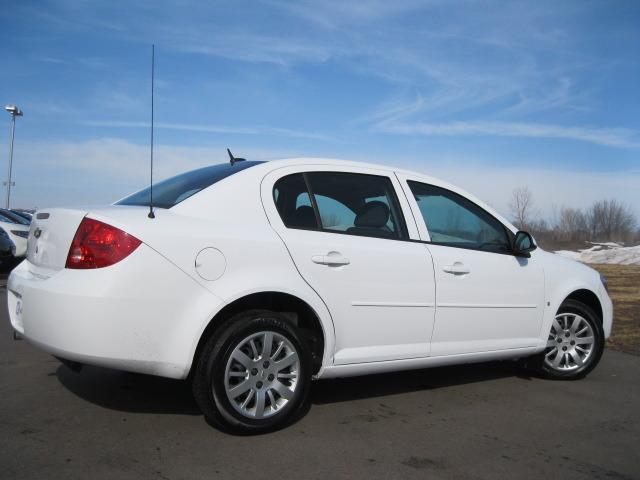 Chevrolet Cobalt 2009 photo 2