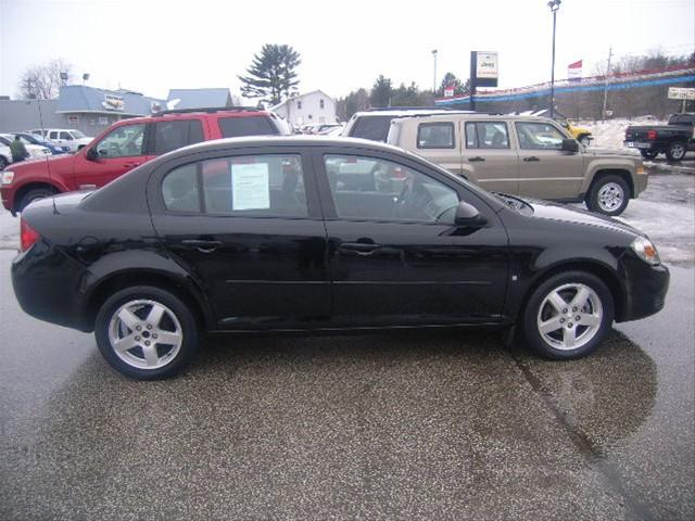 Chevrolet Cobalt 2009 photo 3
