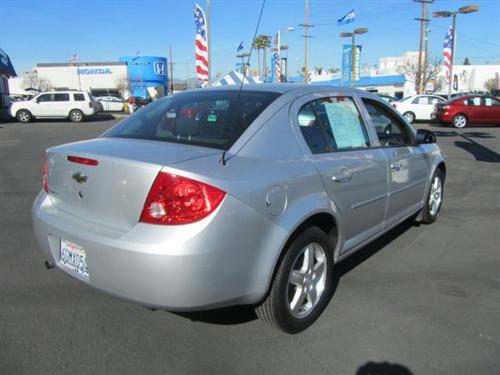 Chevrolet Cobalt 2009 photo 3