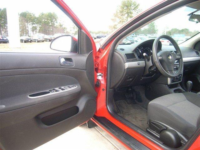 Chevrolet Cobalt 2009 photo 3