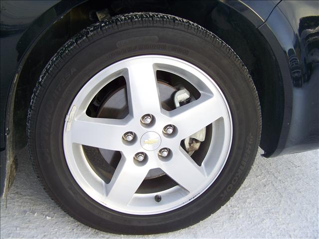 Chevrolet Cobalt 2009 photo 3